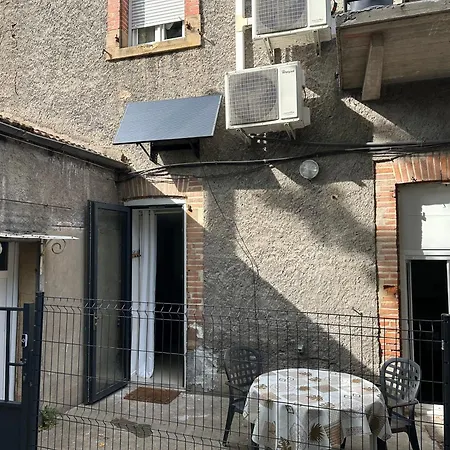 Appartement Centre Ville Carmaux Exterior photo