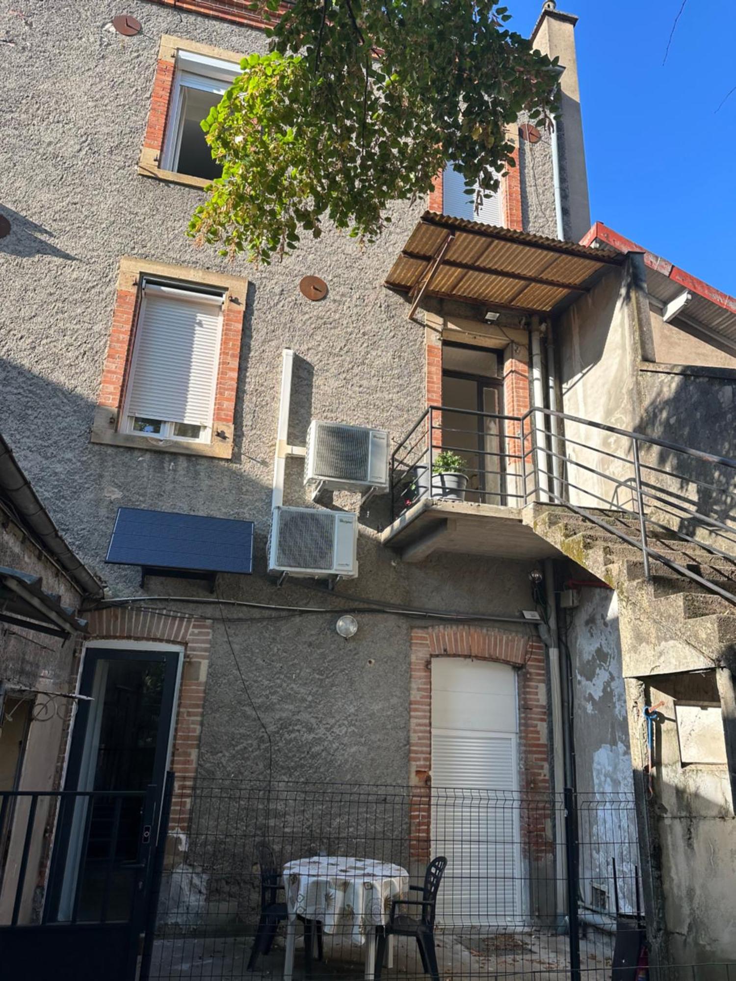 Apartment Centre